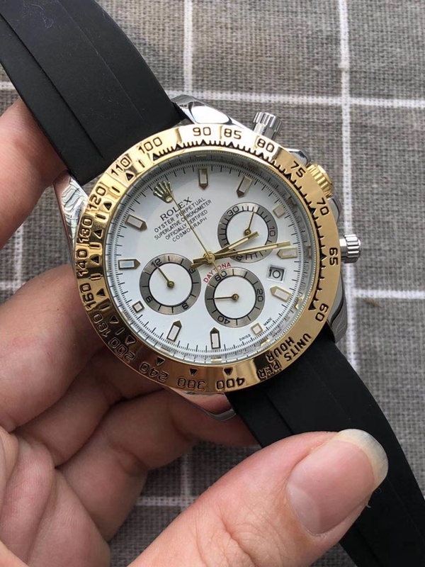 ブランド時計角部分ディテール